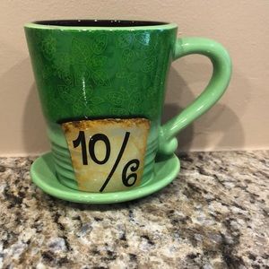 Beautiful DisneyTraditional mad hatter Coffee cup